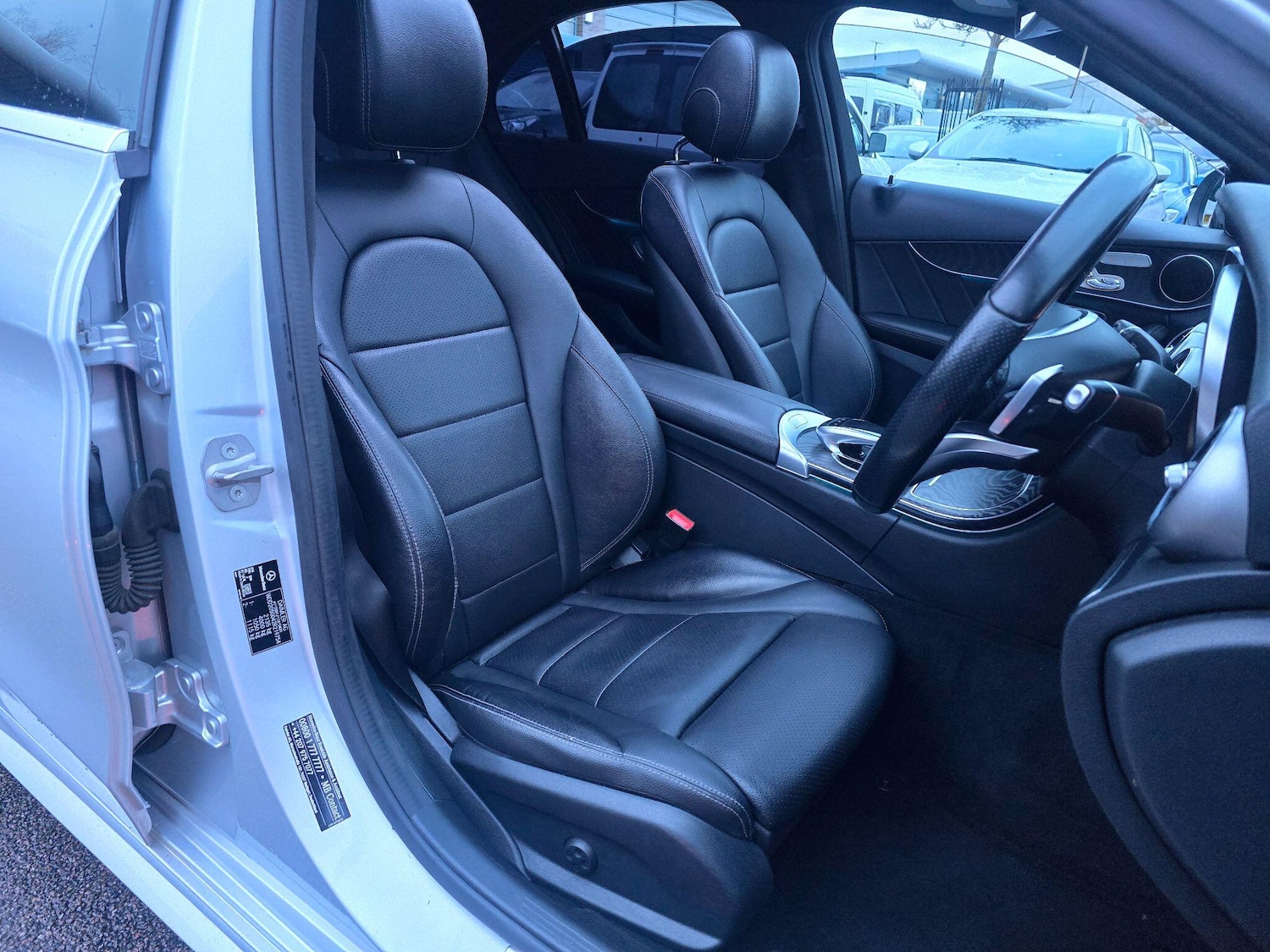 Used Mercedes-Benz C Class for sale - 77626027: Photo 3