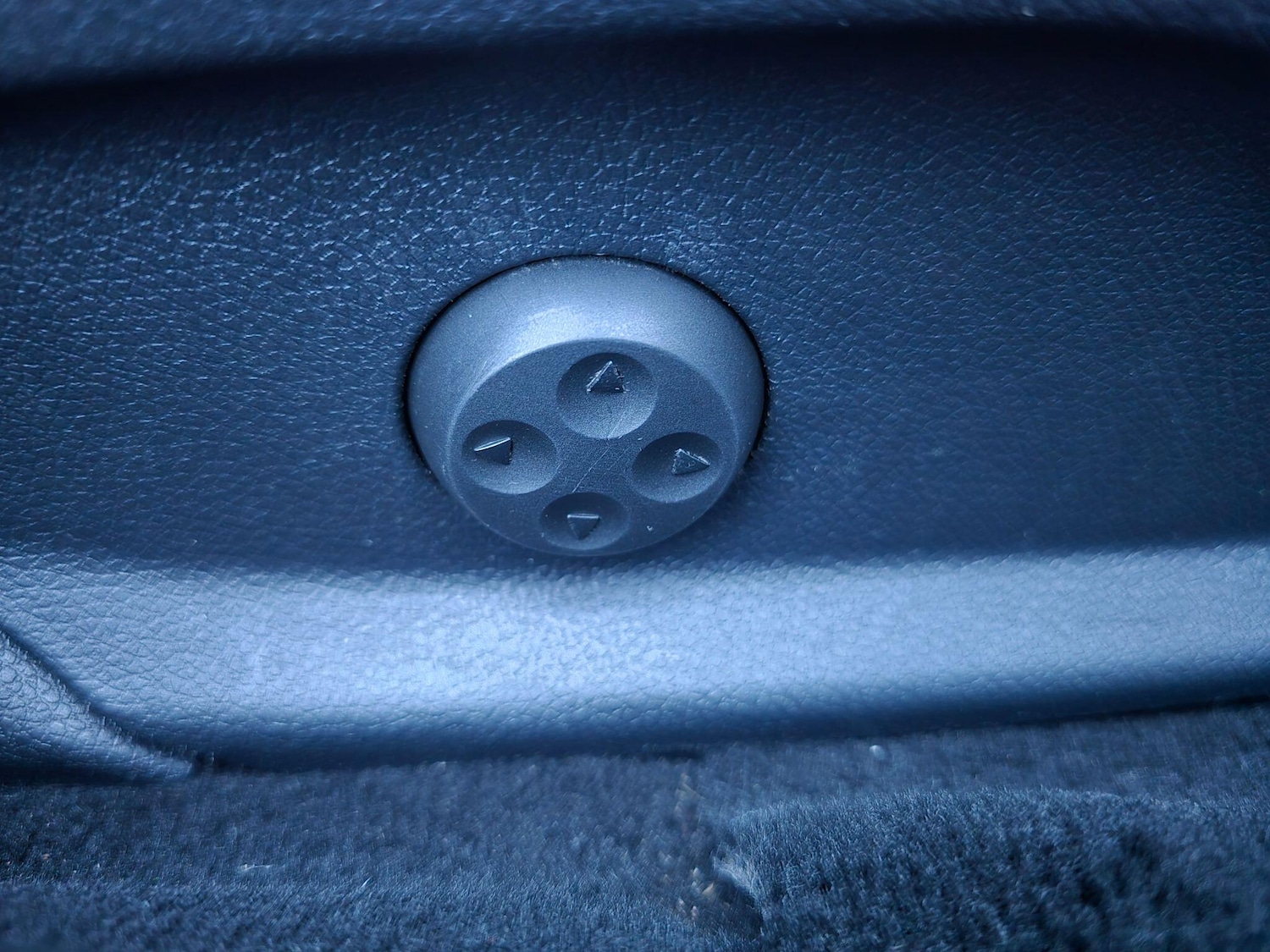 Used Mercedes-Benz C Class for sale - 77626027: Photo 34