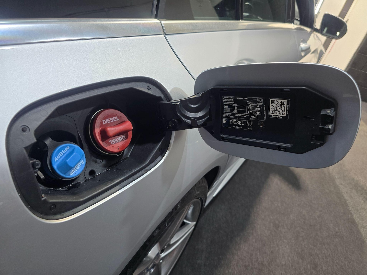 Used Mercedes-Benz C Class for sale - 77793620: Photo 98