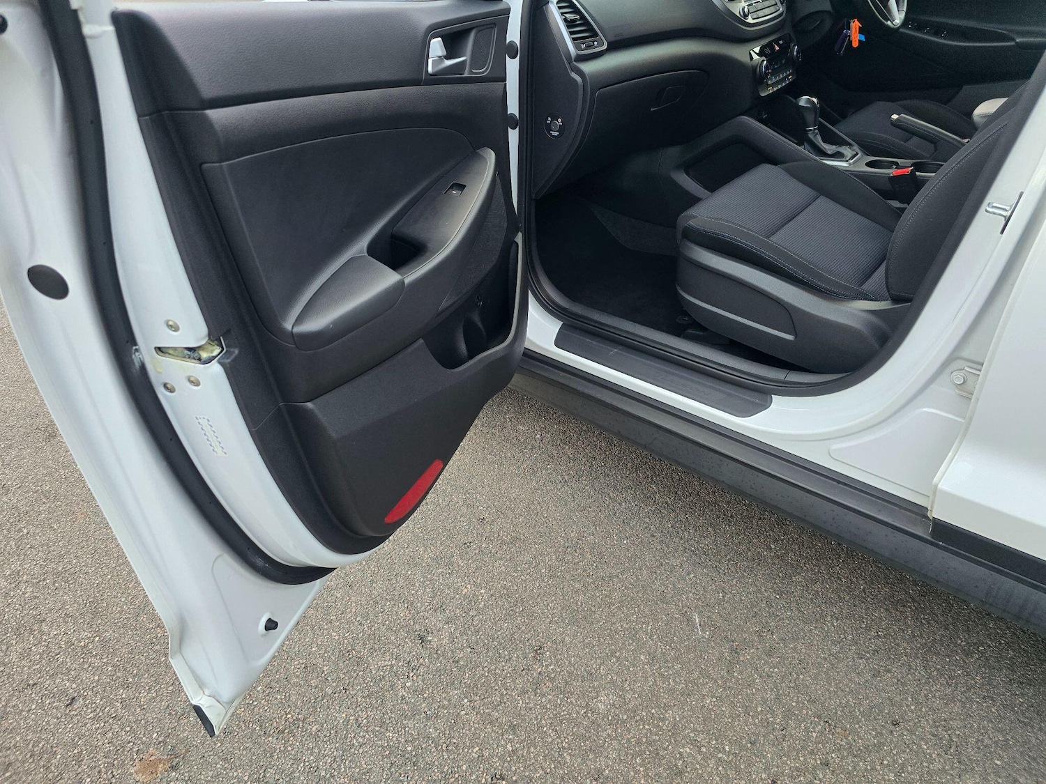 Used Hyundai TUCSON 2017 for sale - 76942372: Photo 48