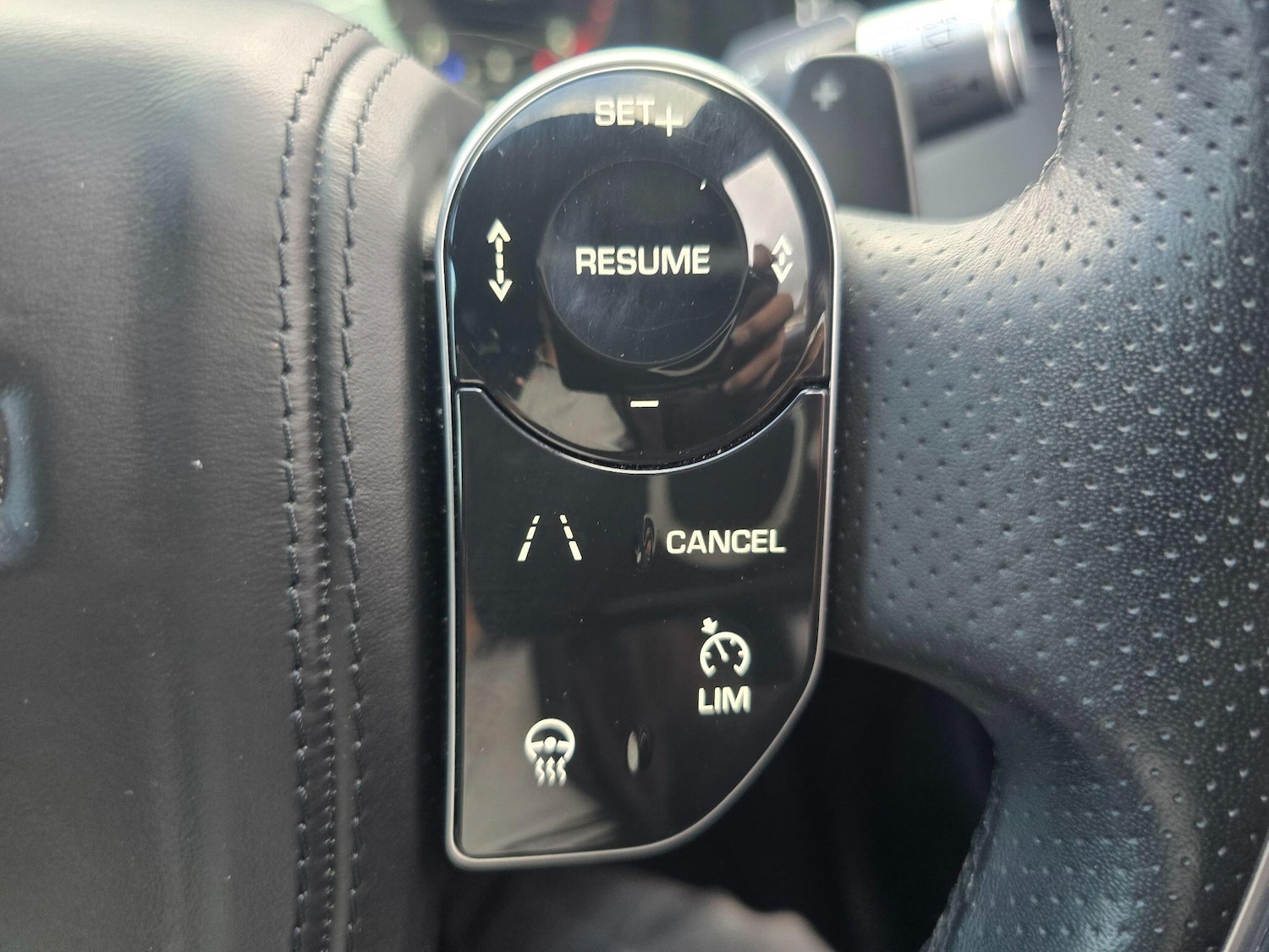 Vehicle 33