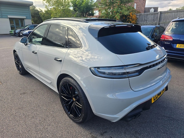 Used Porsche Macan 2022 for sale - 76042583: Photo 10