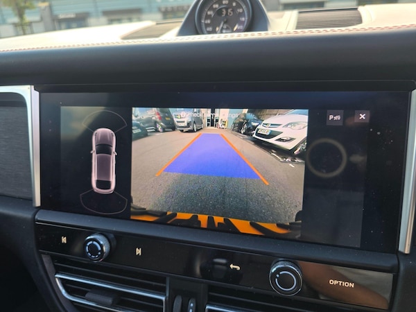 Used Porsche Macan 2022 for sale - 76042583: Photo 18