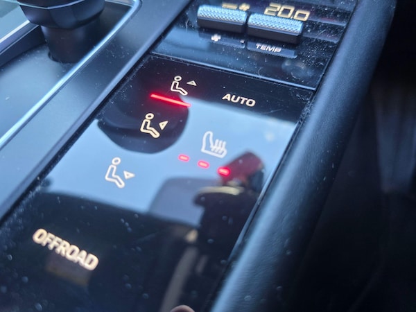Used Porsche Macan 2022 for sale - 76042583: Photo 28