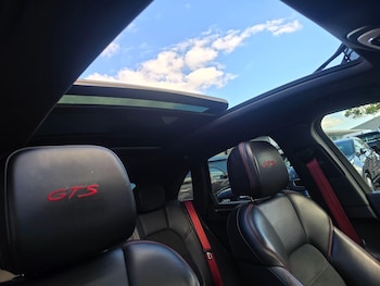 Used Porsche Macan 2022 for sale - 76042583: Photo 2