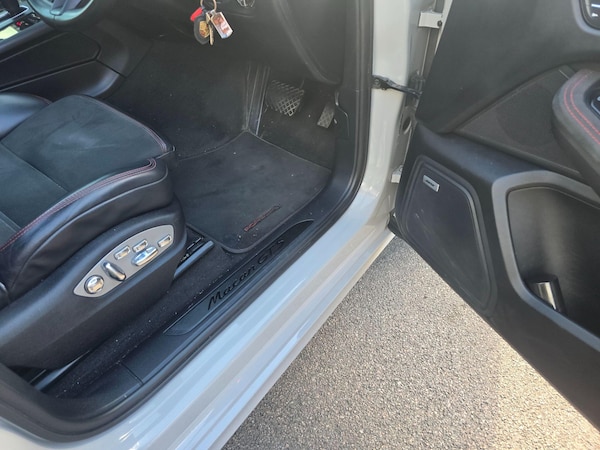 Used Porsche Macan 2022 for sale - 76042583: Photo 37