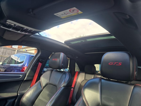 Used Porsche Macan 2022 for sale - 76042583: Photo 41