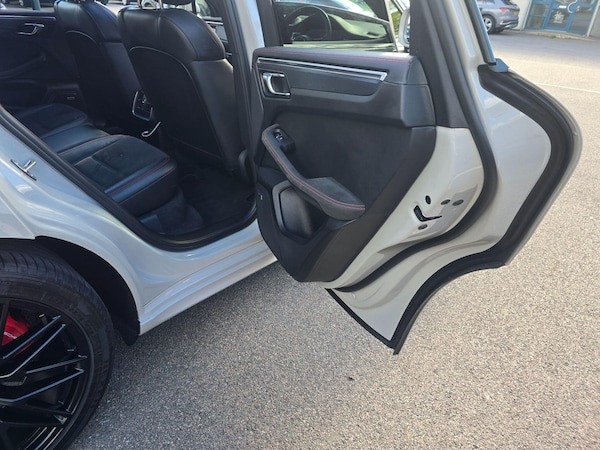 Used Porsche Macan 2022 for sale - 76042583: Photo 55