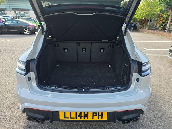 Used Porsche Macan 2022 for sale - 76042583: Photo 56
