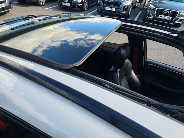 Used Porsche Macan 2022 for sale - 76042583: Photo 60