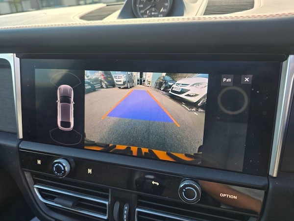 Used Porsche Macan 2022 for sale - 76042583: Photo 8
