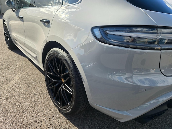 Used Porsche Macan 2022 for sale - 76042583: Photo 90