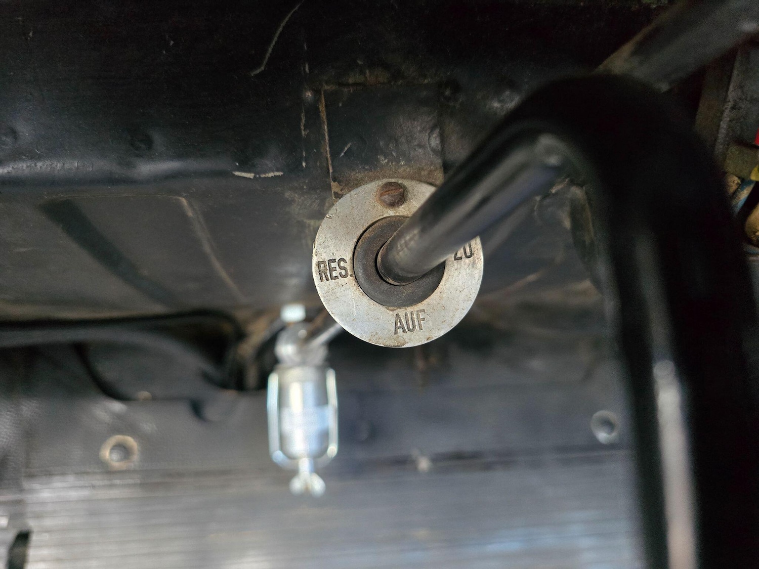 Used Porsche 356 for sale - 76988532: Photo 17