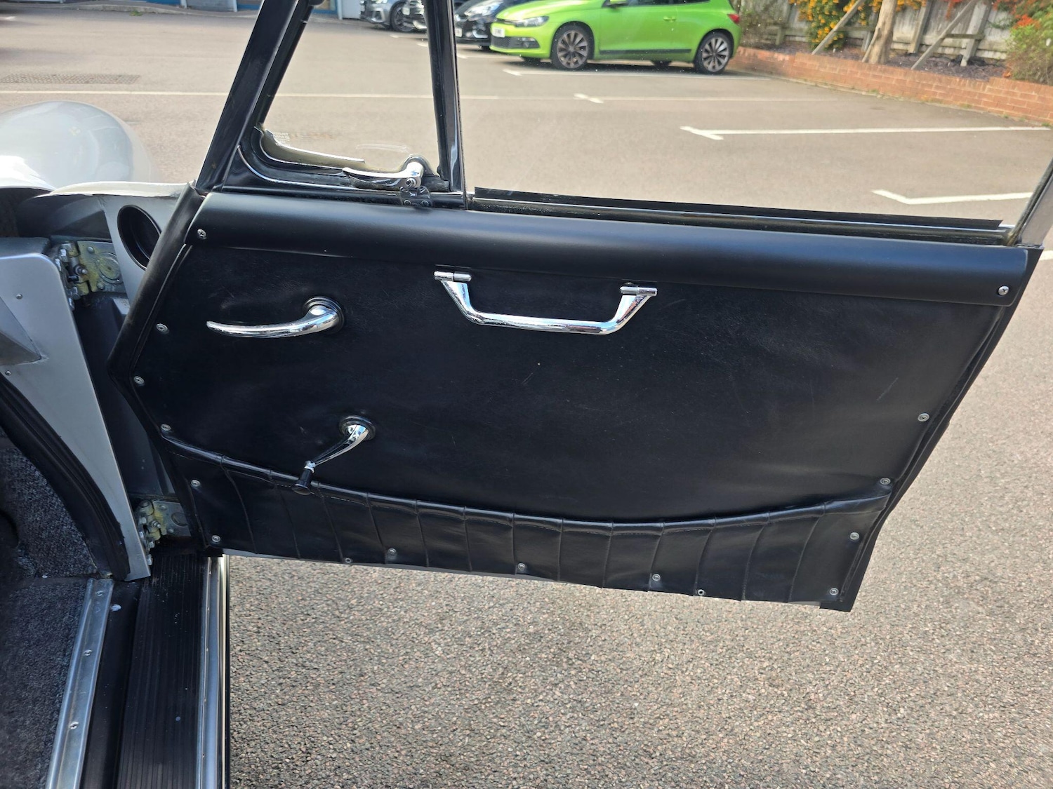 Used Porsche 356 for sale - 76988532: Photo 38