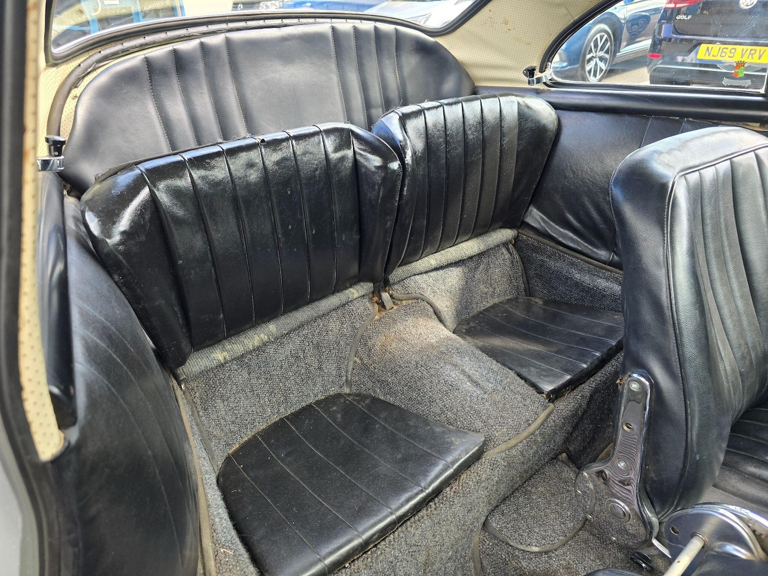 Used Porsche 356 for sale - 76988532: Photo 40