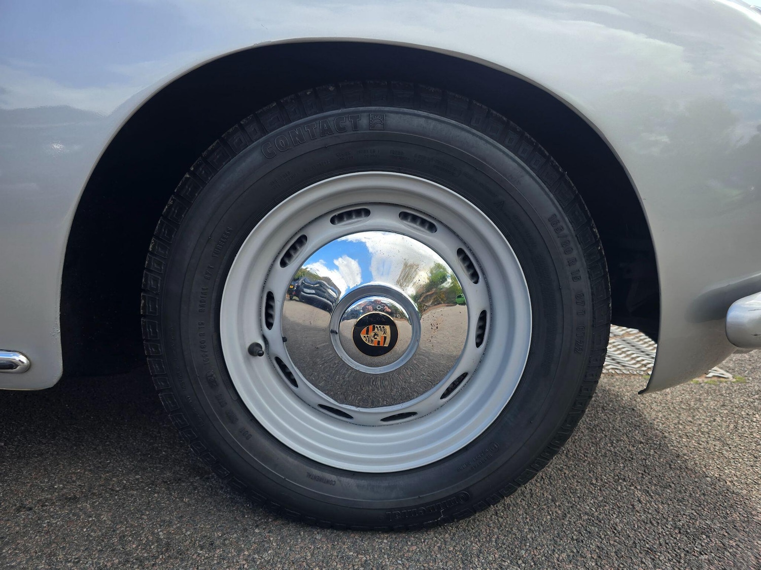 Used Porsche 356 for sale - 76988532: Photo 44