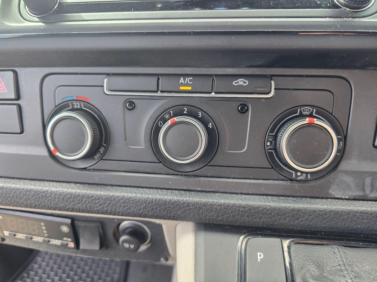 Used Volkswagen Transporter 2017 for sale - 78063042: Photo 25