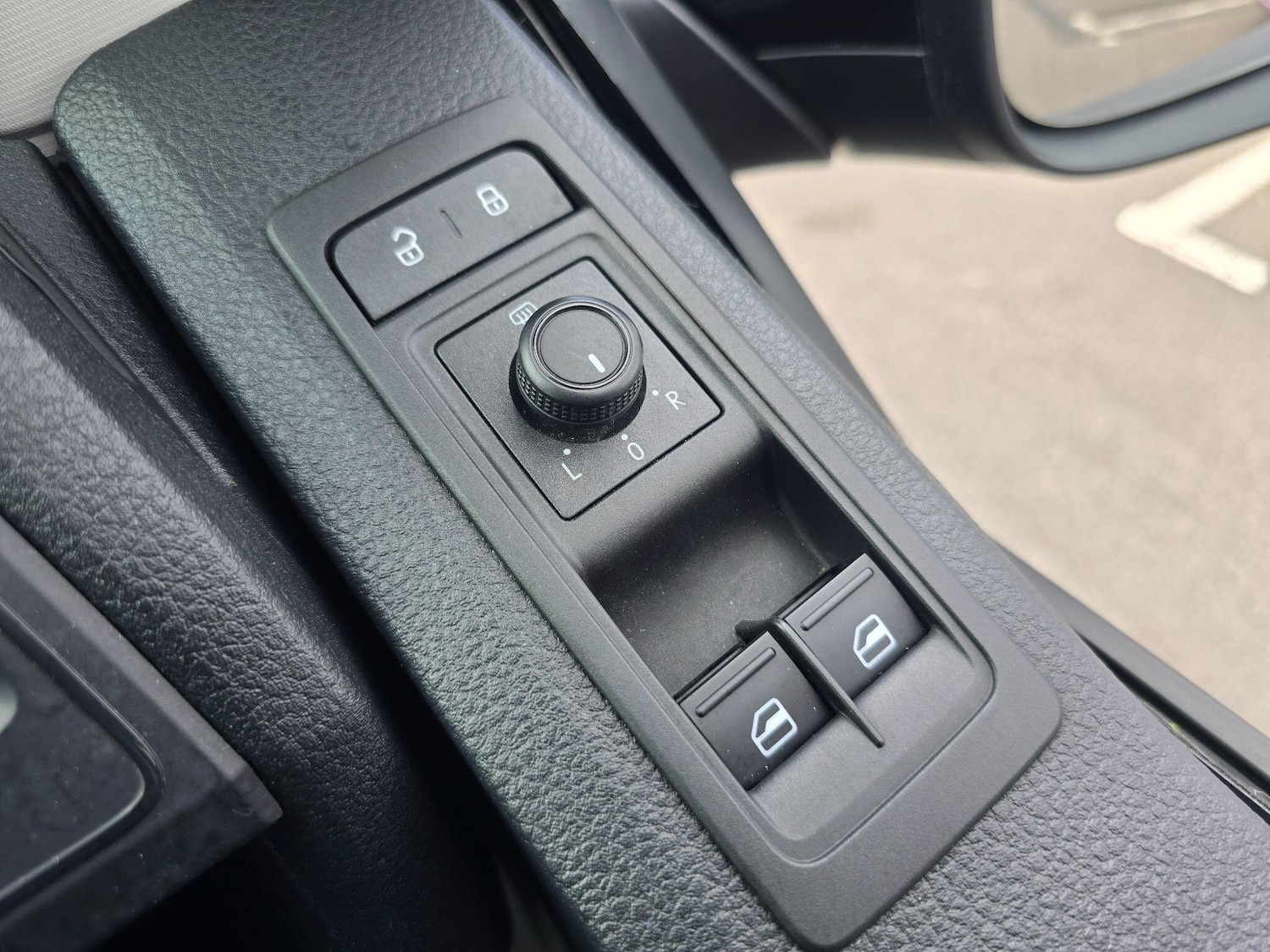 Used Volkswagen Transporter 2017 for sale - 78063042: Photo 34