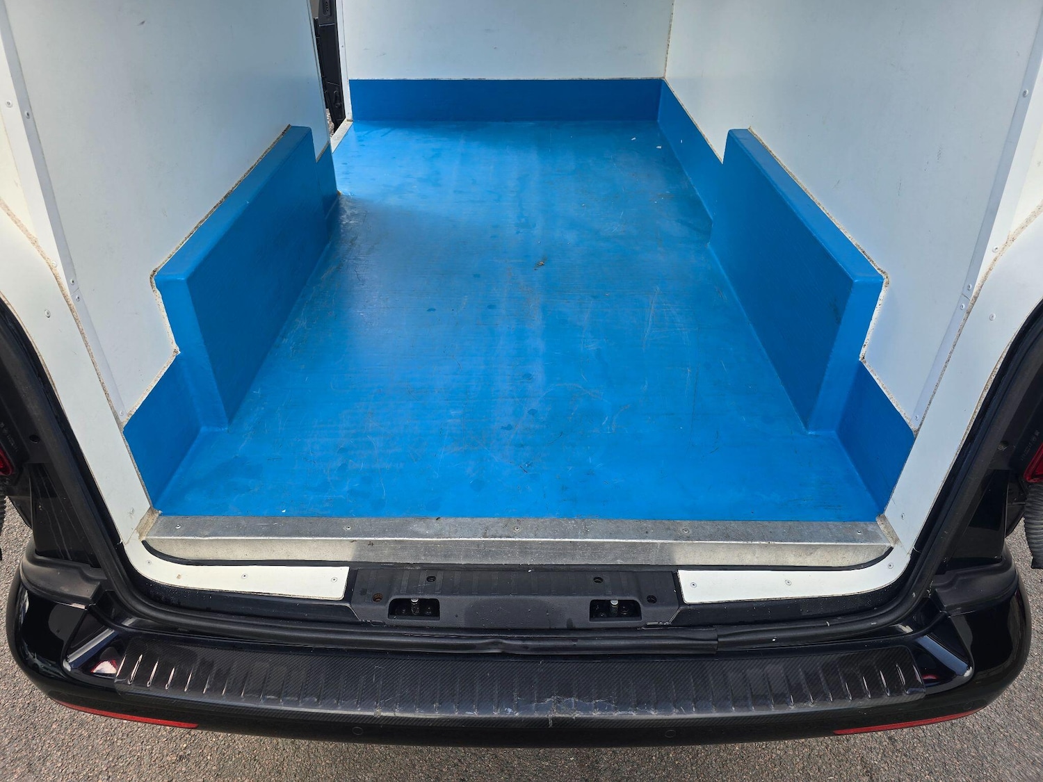 Used Volkswagen Transporter 2017 for sale - 78063042: Photo 52