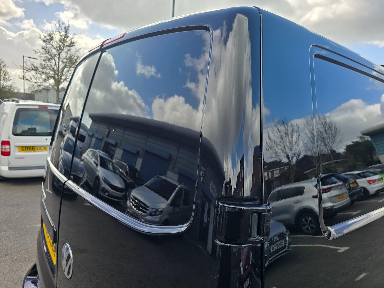 Used Volkswagen Transporter 2017 for sale - 78063042: Photo 87