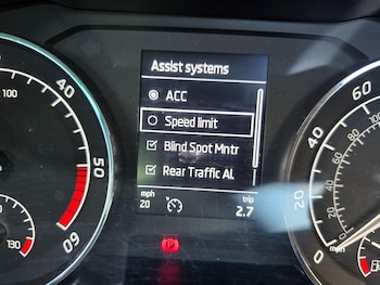Used Skoda Superb 2019 for sale - 79387565: Photo