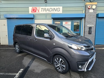 Toyota - PROACE CITY Verso