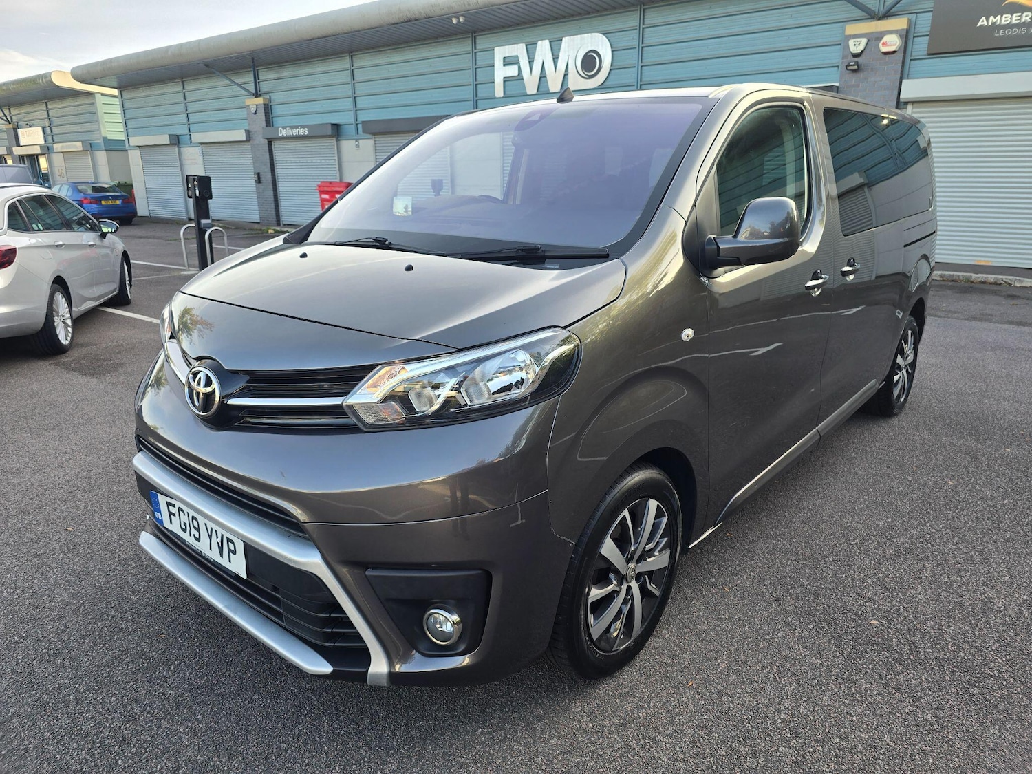 Used Toyota PROACE CITY Verso 2019 for sale - 76561403: Photo 6