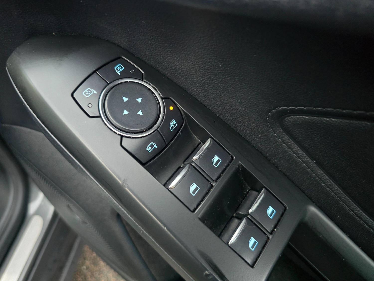 Used Ford Focus for sale - 76729031: Photo 32