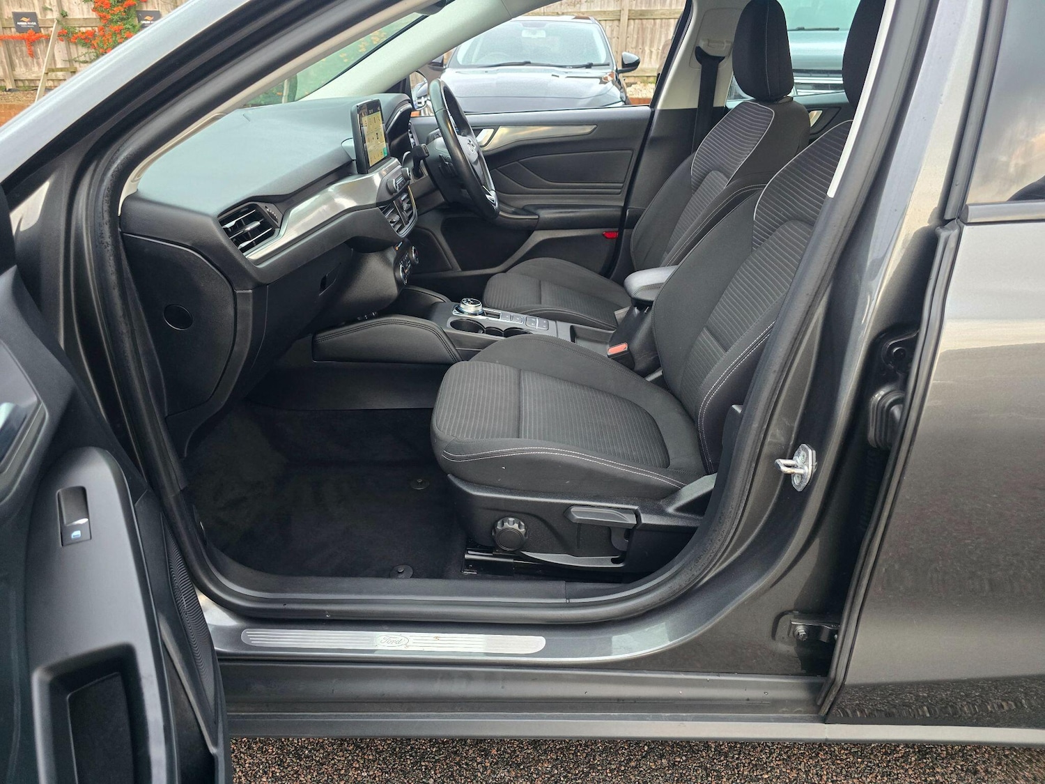 Used Ford Focus for sale - 76729031: Photo 41