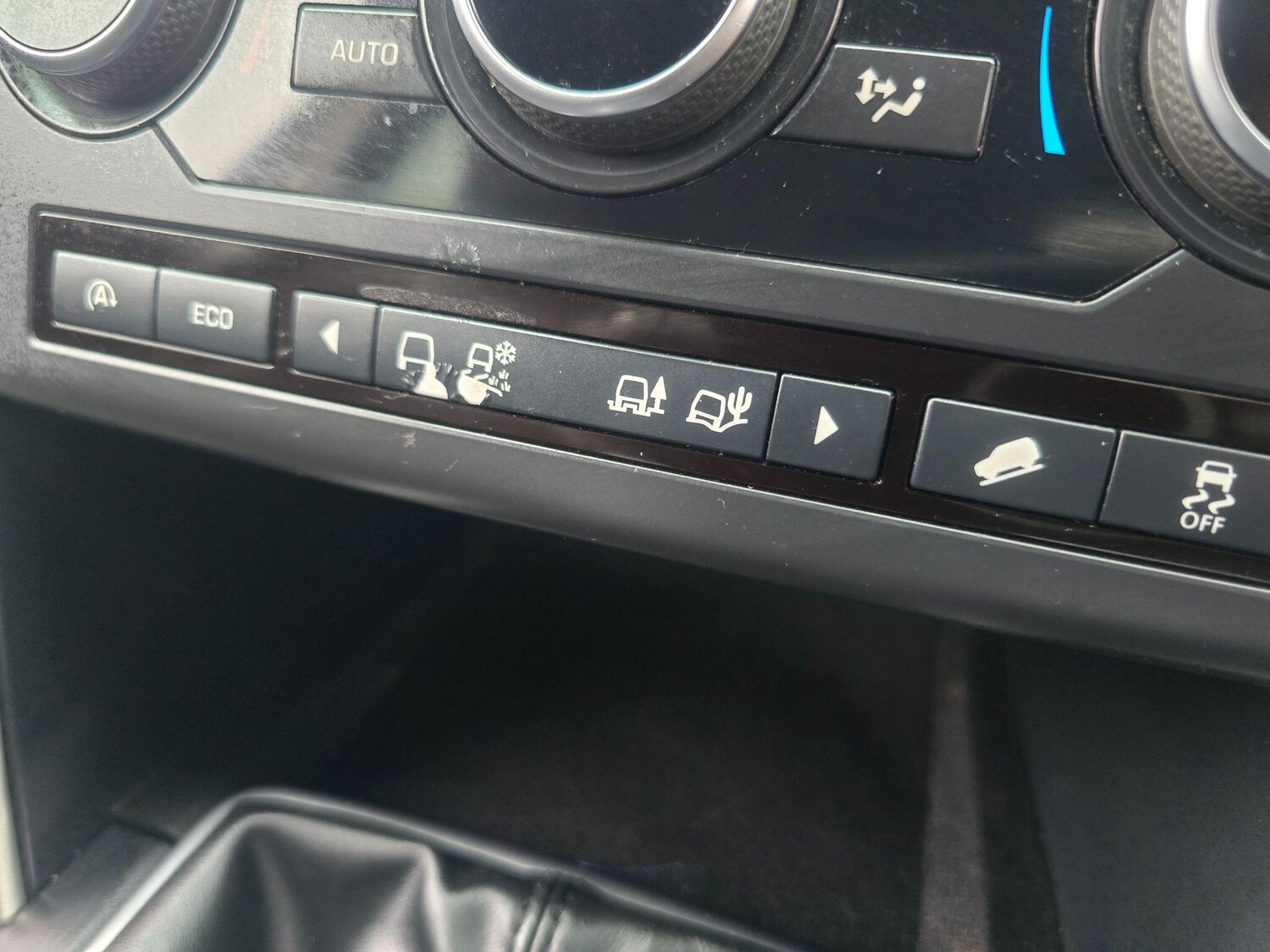 Used Land Rover Discovery Sport 2017 for sale - 76499065: Photo 18