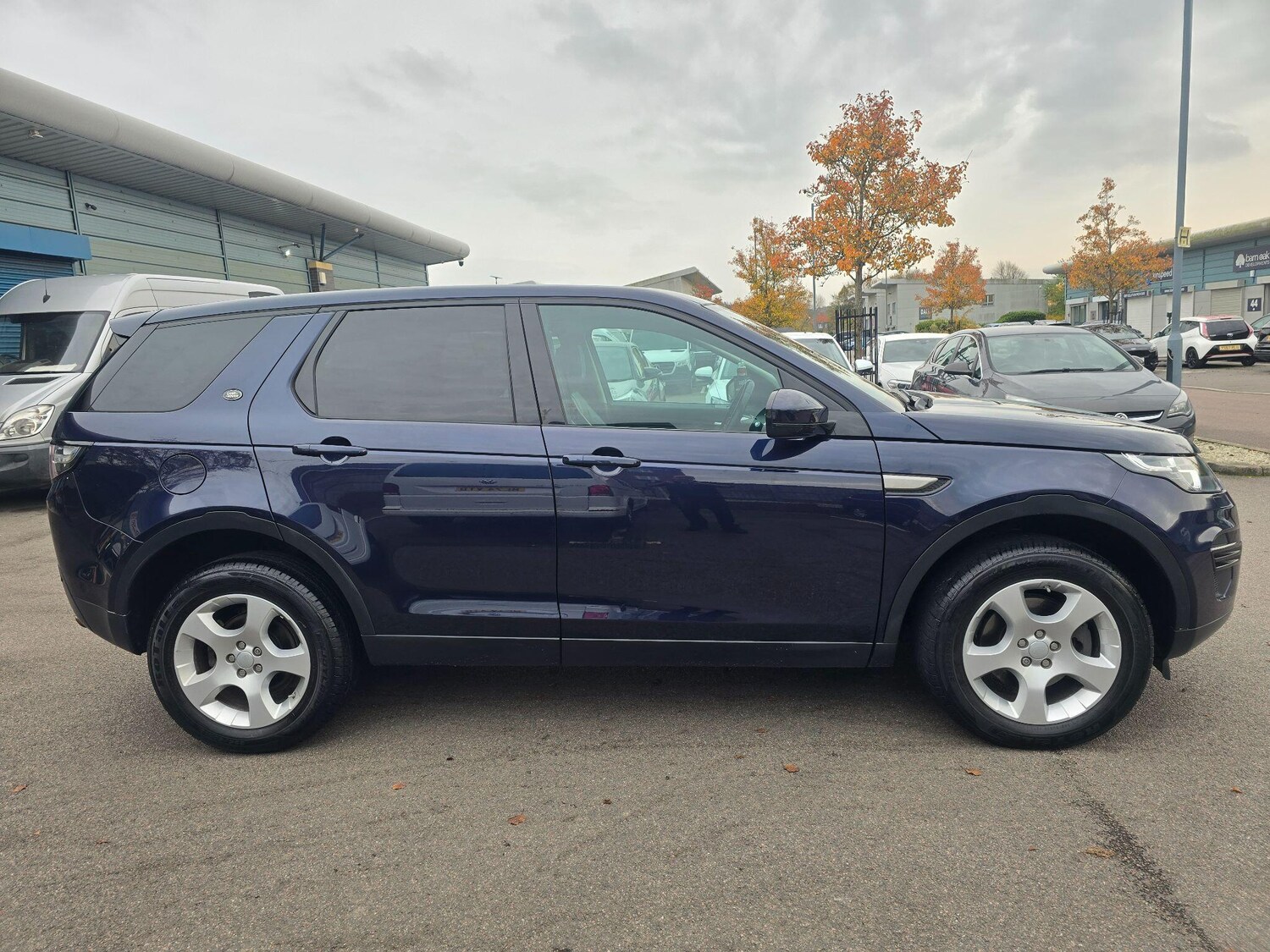 Used Land Rover Discovery Sport 2017 for sale - 76499065: Photo 6