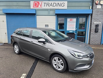 Used Vauxhall Astra 2017 for sale - 77468751: Photo