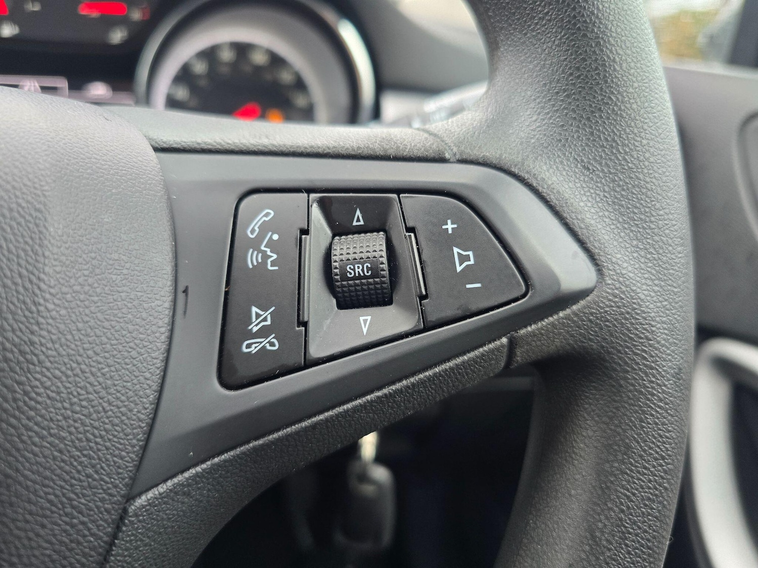 Used Vauxhall Astra 2017 for sale - 77468751: Photo 21