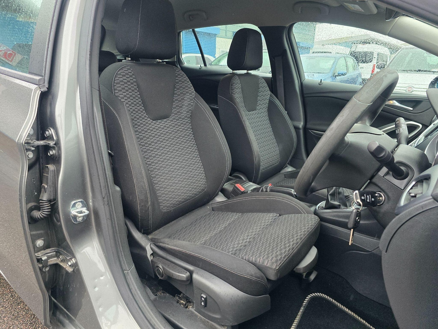 Used Vauxhall Astra 2017 for sale - 77468751: Photo 32