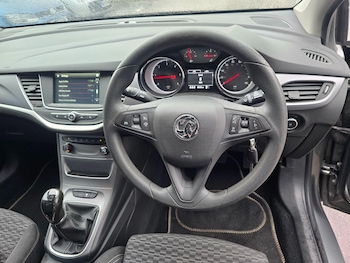 Used Vauxhall Astra 2017 for sale - 77468751: Photo