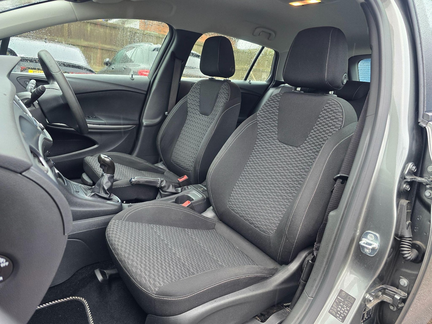 Used Vauxhall Astra 2017 for sale - 77468751: Photo 41