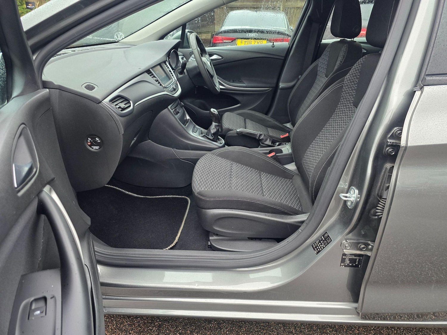 Used Vauxhall Astra 2017 for sale - 77468751: Photo 42