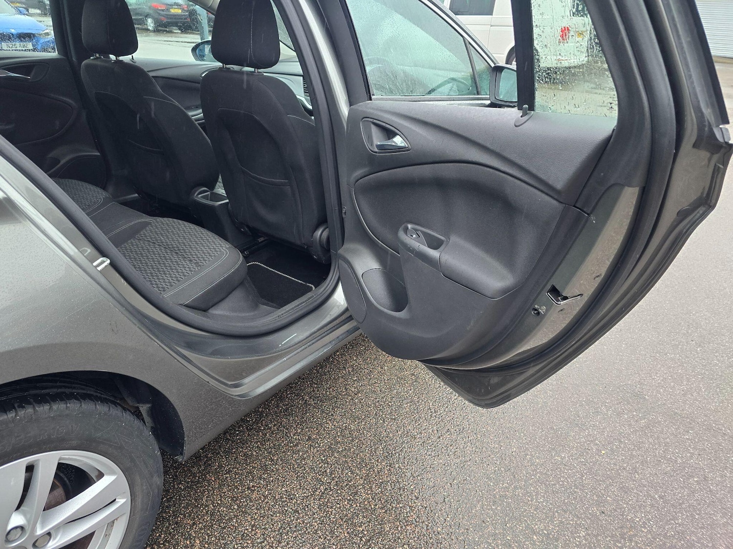 Used Vauxhall Astra 2017 for sale - 77468751: Photo 57