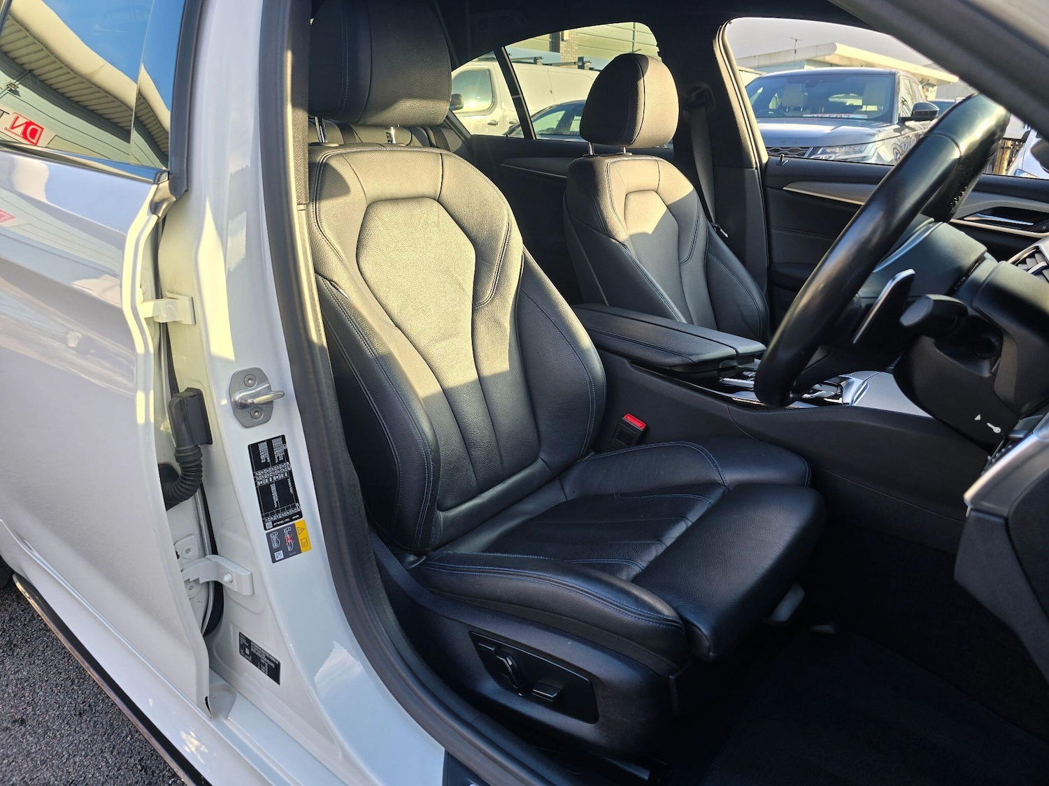 Used BMW 5 Series 2018 for sale - 76772263: Photo 31