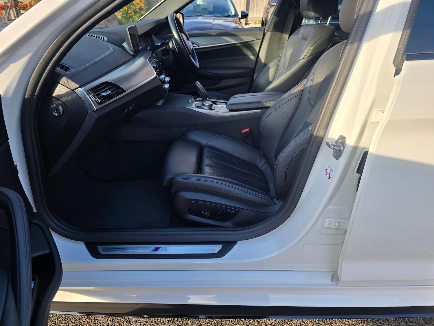 Used BMW 5 Series 2018 for sale - 76772263: Photo 40