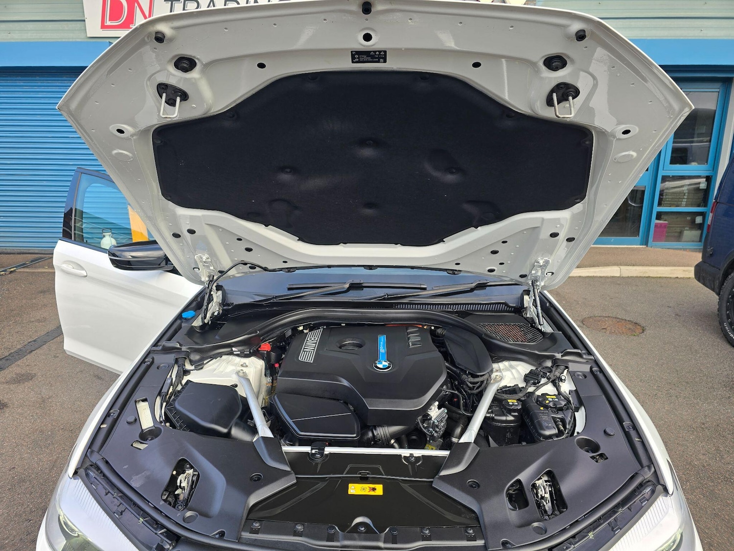 Used BMW 5 Series 2018 for sale - 76772263: Photo 96