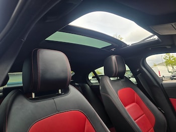 Used Jaguar XE 2016 for sale - 78275698: Photo