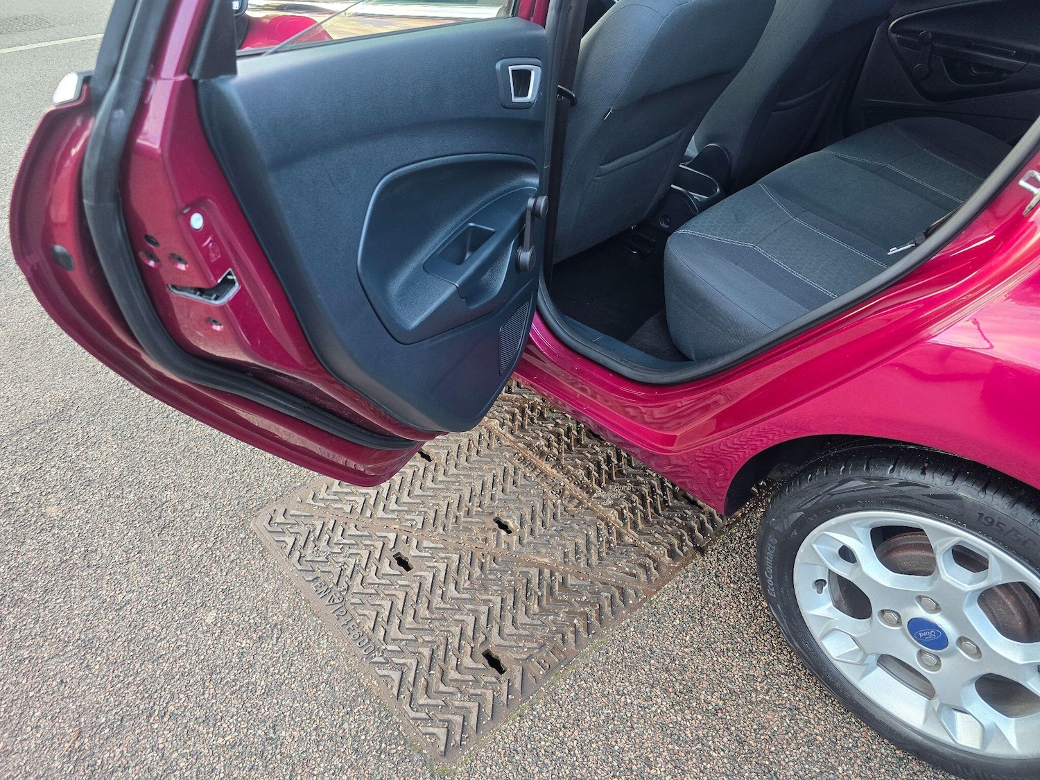 Used Ford Fiesta for sale - 77238359: Photo 46