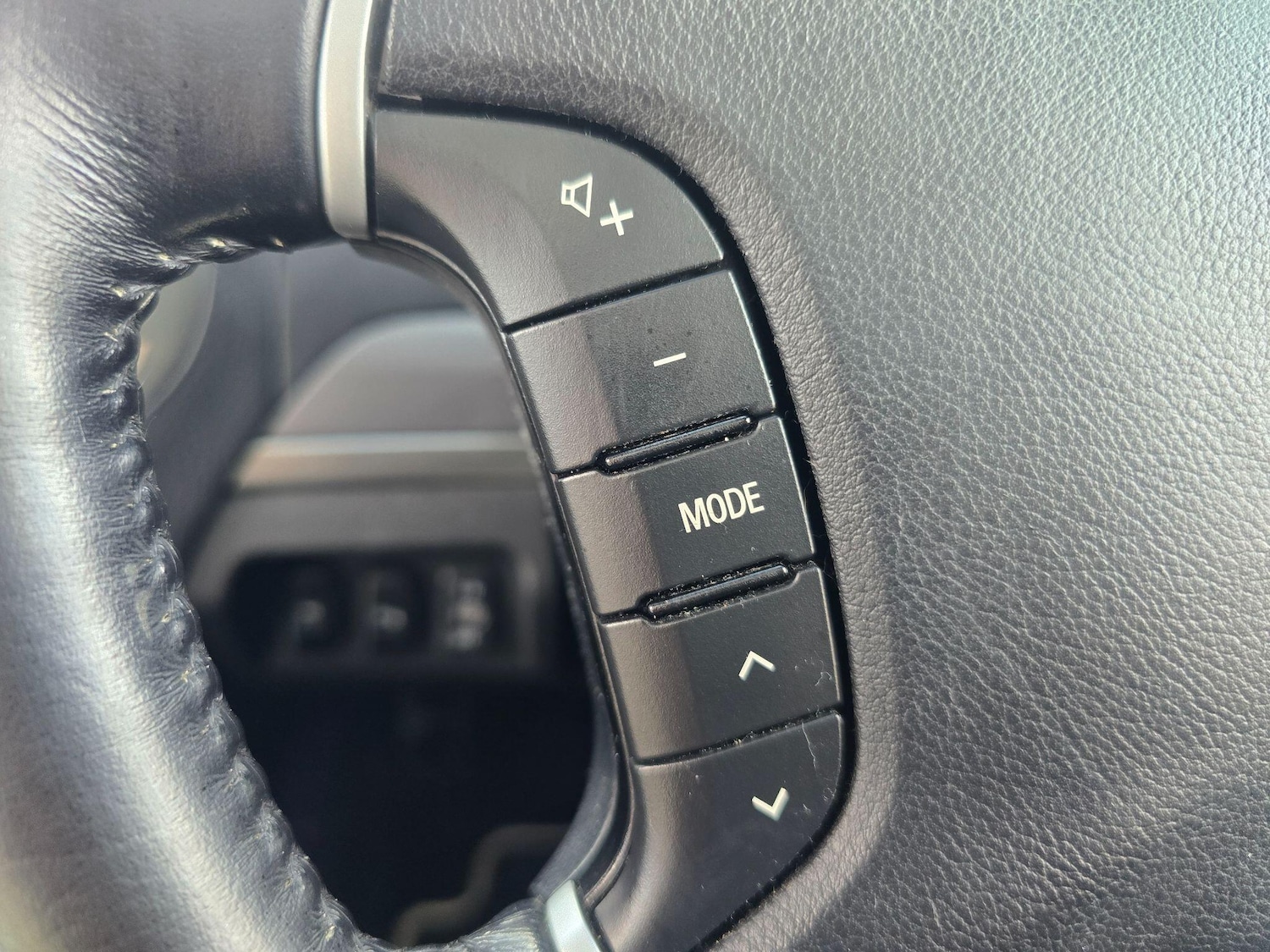 Used Mitsubishi Shogun 2016 for sale - 77637414: Photo 21