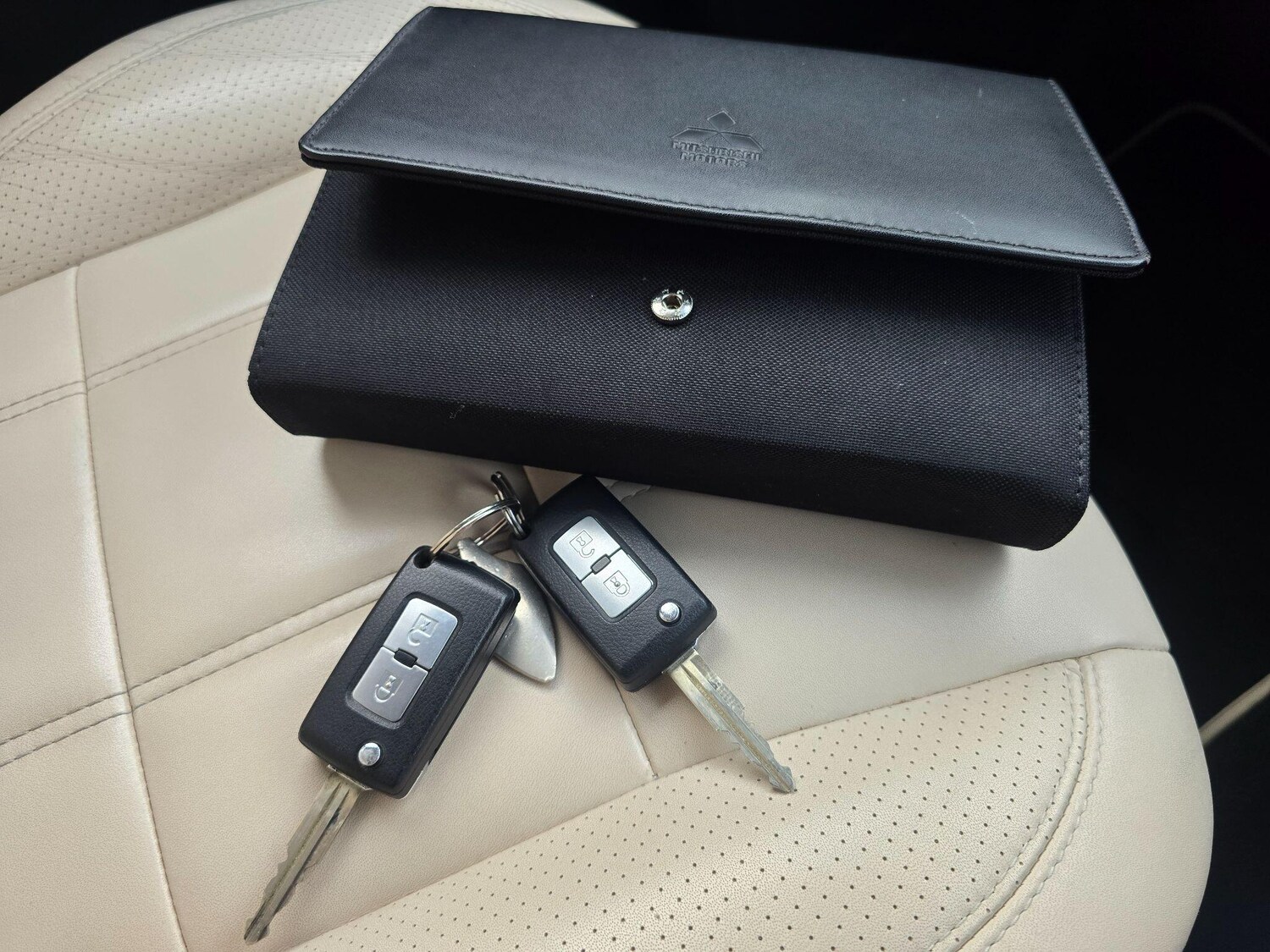 Used Mitsubishi Shogun 2016 for sale - 77637414: Photo 56