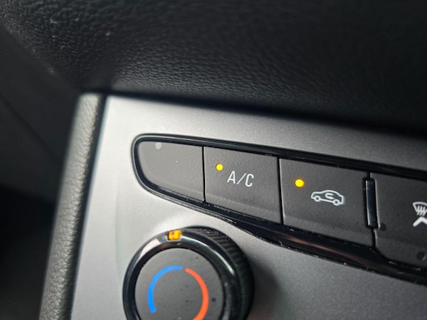 Used Vauxhall Astra 2020 for sale - 75678537: Photo 20