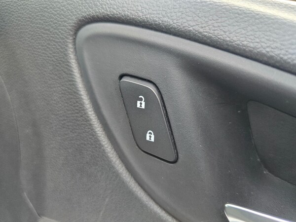 Used Vauxhall Astra 2020 for sale - 75678537: Photo 31