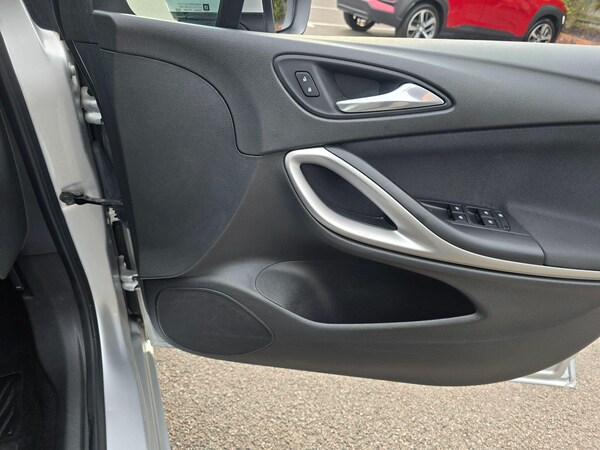 Used Vauxhall Astra 2020 for sale - 75678537: Photo 36