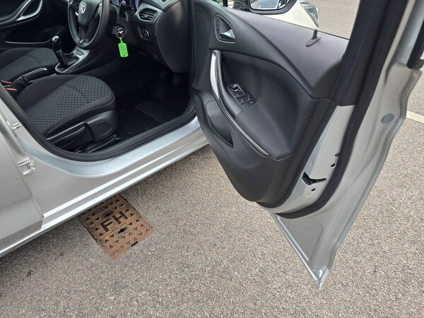 Used Vauxhall Astra 2020 for sale - 75678537: Photo 37