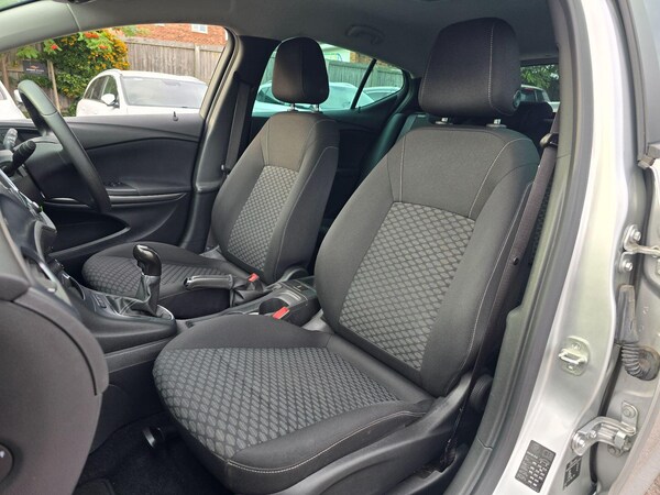 Used Vauxhall Astra 2020 for sale - 75678537: Photo 41